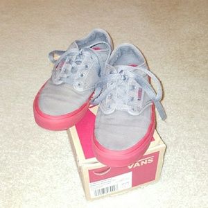Boy's Grade School shoes